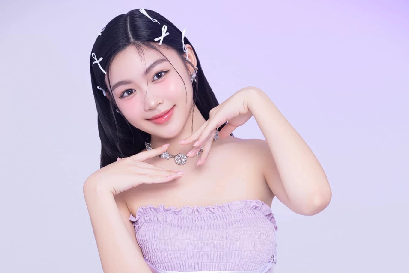 Ái nữ Quyền Linh lộ mặt thật tại sự kiện, CĐM sốc nhan sắc khác xa ảnh tự đăng - Hình 3