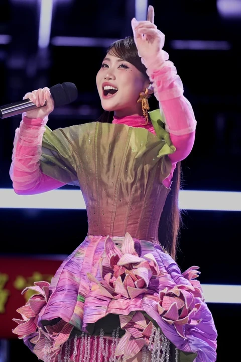 Phương Mỹ Chi hớ miệng làm lộ kết quả Em Xinh Say Hi, bịt miệng không kịp - Hình 6