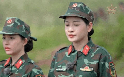 Tập 1 Sao Nhập Ngũ: Chi Pu bị chấn chỉnh, Ninh Dương Lan Ngọc đi không vững vì tai nạn - Hình 2