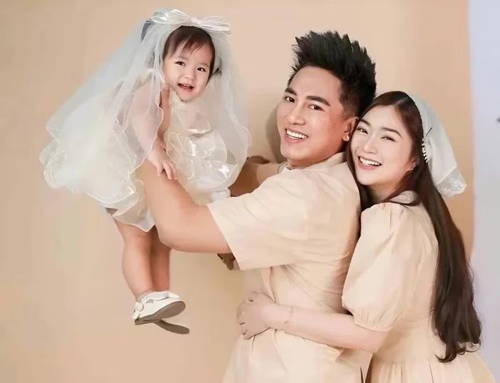 Thanh Trúc bế ái nữ về gặp mẹ chồng, bà nội lộ thái độ sốc, chạnh lòng 1 điều? - Hình 5