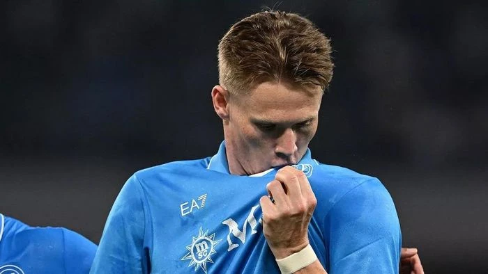 Cú bứt phá ngoạn mục của McTominay - Hình 2
