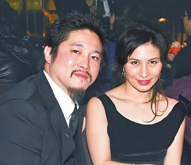 Khổ như làm rể trùm sòng bạc Macau: Mỹ nam đẹp như tượng tạc phải hủy dung vì lệnh cấm đẹp hơn vợ - Hình 5