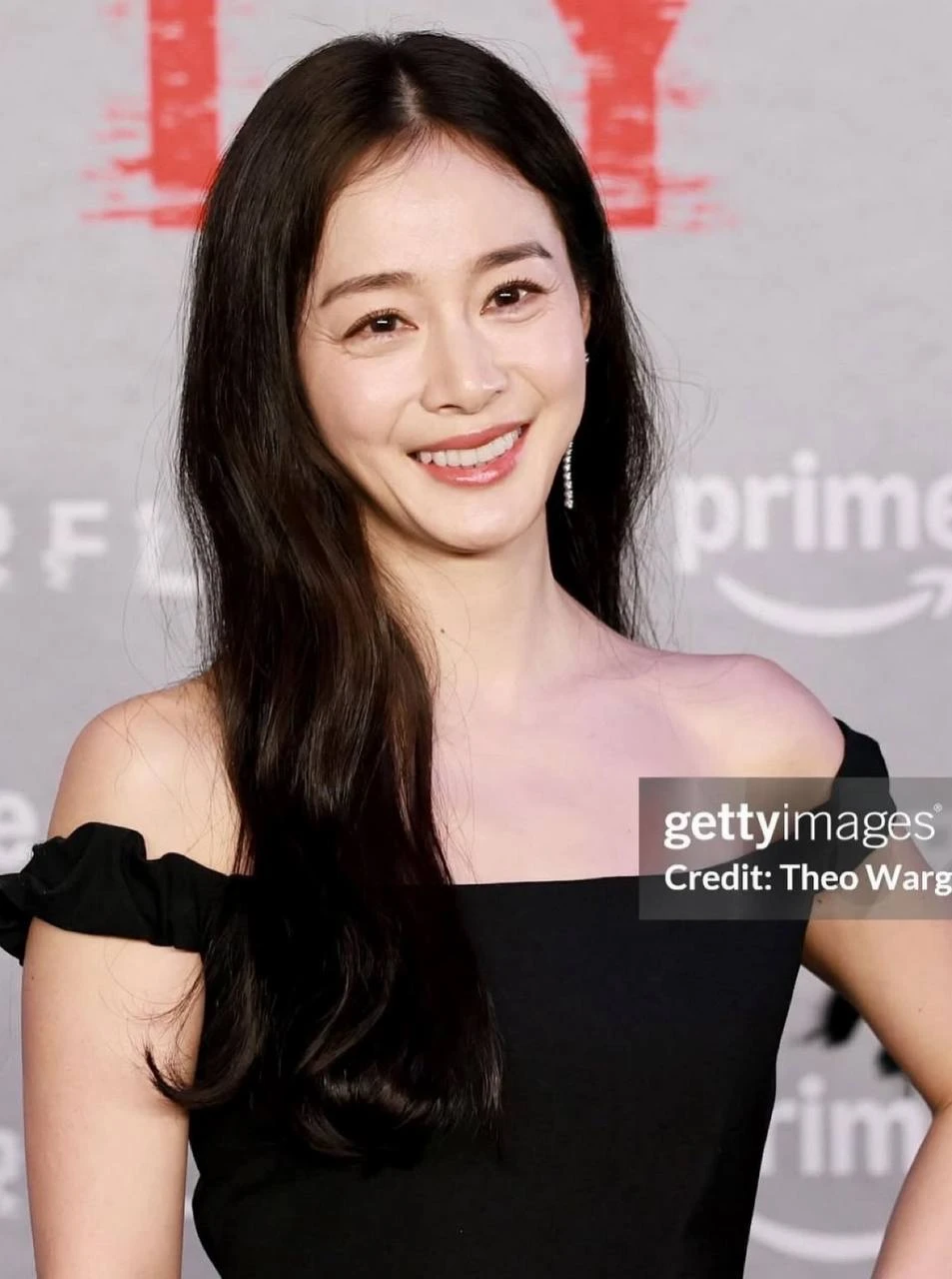 Nhan sắc gây sốc của Kim Tae Hee, dụi mắt 1000 lần vẫn không tin đây là quốc bảo nhan sắc xứ Hàn - Hình 1
