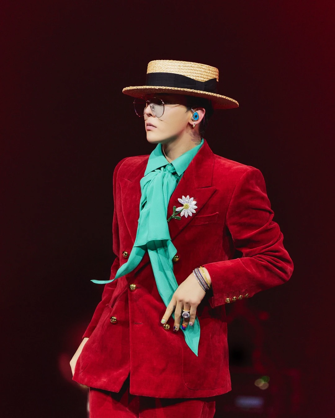 G-Dragon gặp biến ở Trung Quốc, fan gào thét vì 1 chuyện, cảnh sát phải vào cuộc - Hình 2