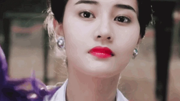 Hoa hậu tiểu tam 7 năm quỳ lạy cha mẹ chồng tỷ phú vẫn không được hưởng 1 đồng thừa kế - Hình 1