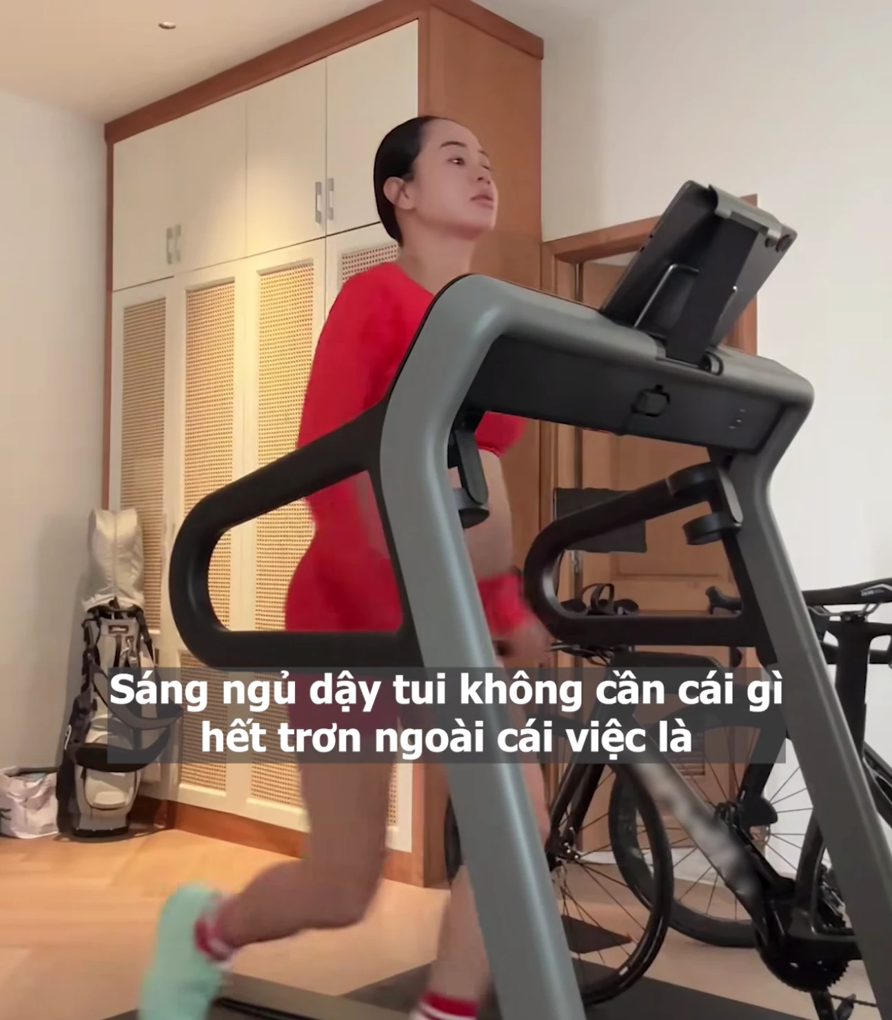 Jessica Diễm giảm 7kg sau 1 tuần sinh con, nhờ ăn 1 món lạ - Hình 5
