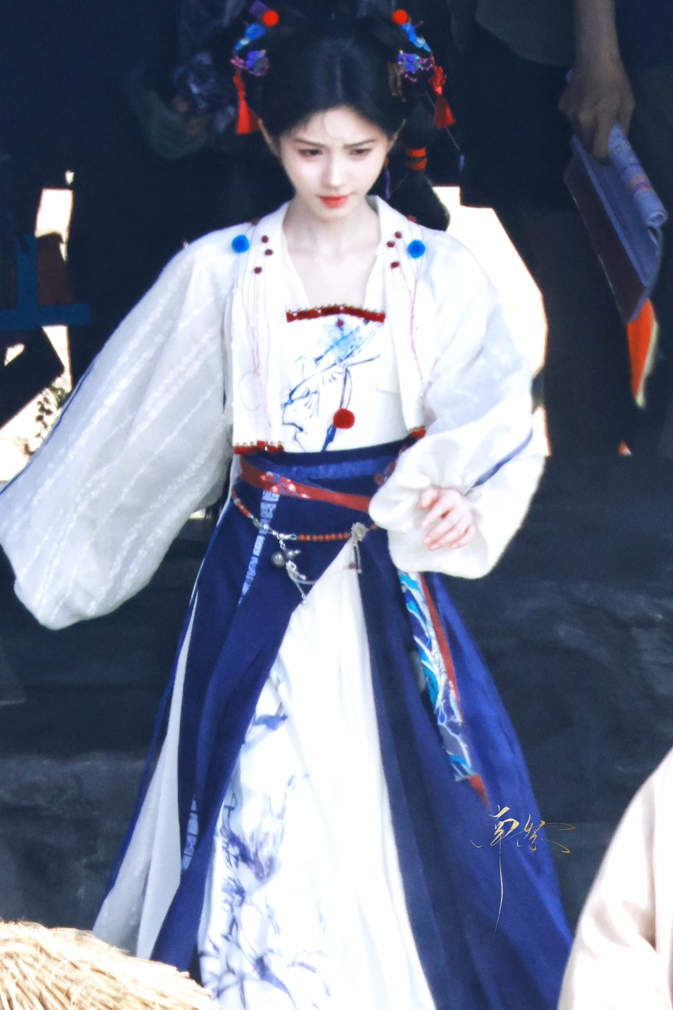 Khó tin mỹ nhân chỉ cao 1m45 lại được tung hô lên tận trời: Visual rung chuyển mọi giác quan, ngắm mà tim ngừng đập - Hình 9