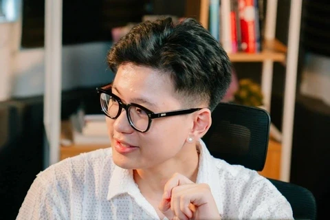 Tớ Là Lộc: Anh trai Nàng Mơ, từng cợt nhả vụ nữ giả nam gây phẫn nộ, là ai? - Hình 1
