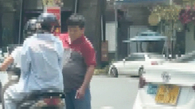 Vụ tài xế taxi công nghệ cướp chìa khóa cô gái ở Hồ Con Rùa, lộ lý do phẫn nộ - Hình 4