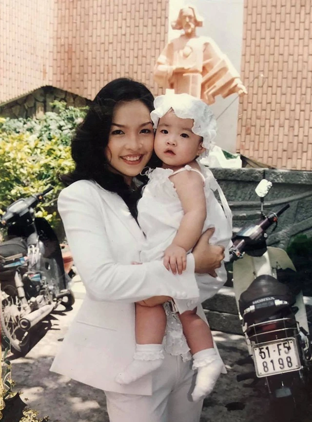 Hiền Thục: từng làm mẹ đơn thân hơn 22 năm, U50 lộ diện với nhan sắc gây sốc! - Hình 8