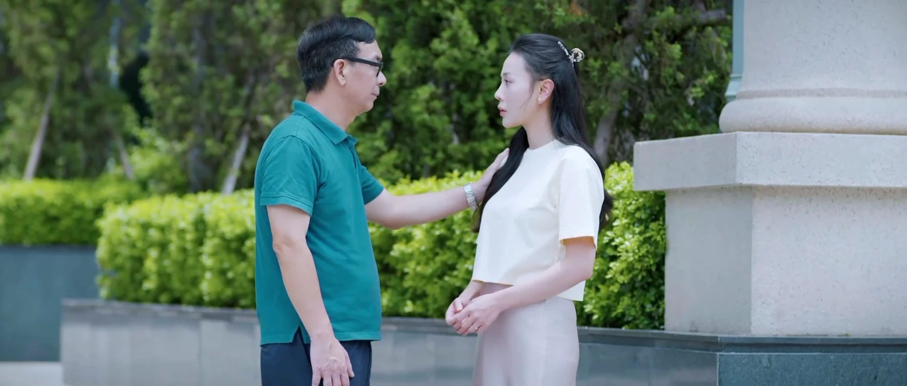 Gió ngang khoảng trời xanh - Tập 14: Hết trà xanh lại đối tác khích bác, Đăng nổi giận chất vấn vợ - Hình 8
