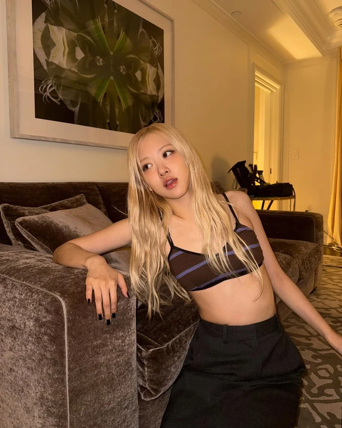 Rosé (Blackpink) lên mặt với BTS, liền bị báo Hàn dập tơi tả? - Hình 6