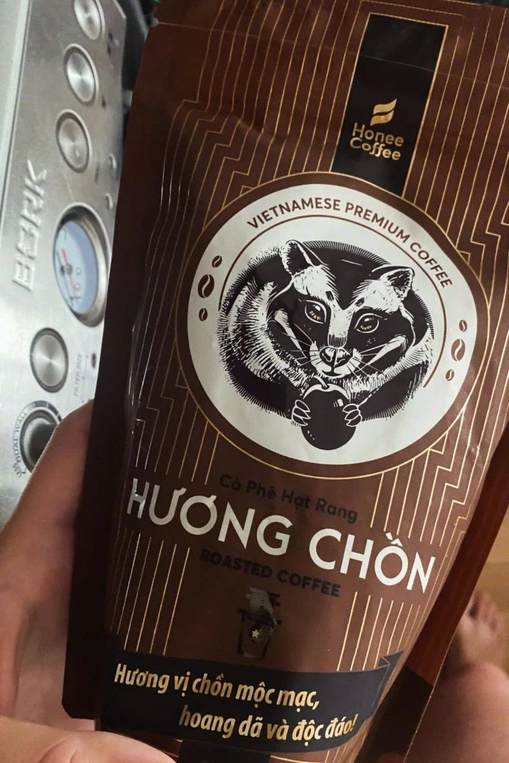 Vợ Khối trưởng Nga xúc động vì món quà Việt Nam mà chồng được tặng mang về nước - Hình 1