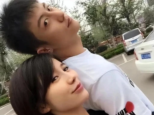 Địch Lệ Nhiệt Ba nghi có con với 1 sao nam tai tiếng, bị chính thất lên tiếng tố - Hình 2