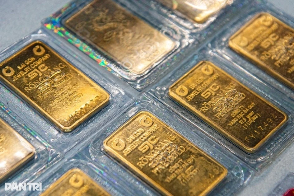 Phó Thủ tướng sắp họp với thống đốc ngân hàng về giá vàng - Hình 1