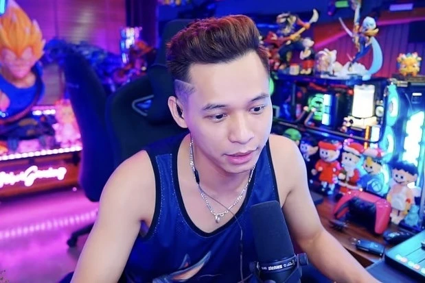 Văng tục, hút shisha Độ mixi vẫn có triệu người hâm mộ: Thần tượng dễ dãi? - Hình 1