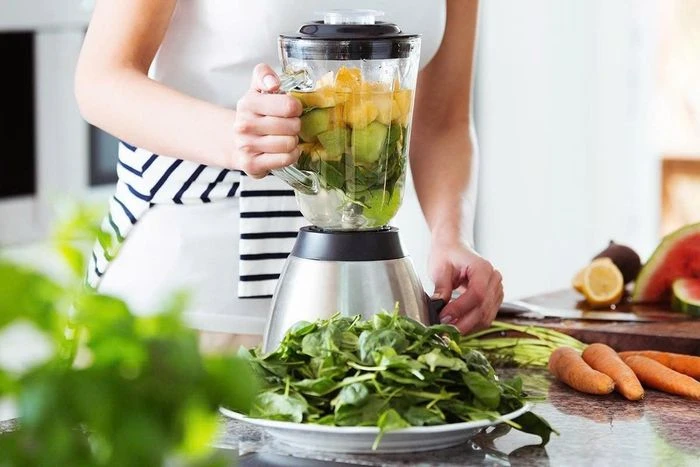 Có nên thay bữa chính bằng sinh tố khi giảm cân? - Hình 2