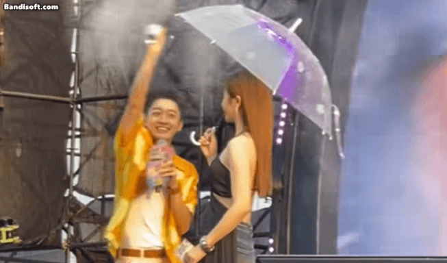 Chỉ cần mỹ nhân này cười thì băng vạn năm cũng tan chảy: Đẹp say đắm lòng người, Google cũng hết từ để khen - Hình 2