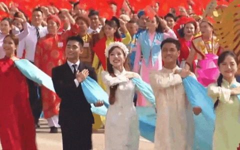 Ảnh nét căng và clip trọn vẹn Khối nghệ sĩ diễu hành 2/9: Quá đẹp, quá rạng rỡ, quá tự hào! - Hình 2