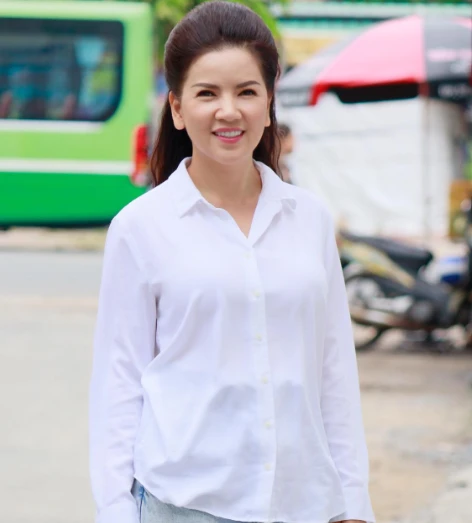 Dàn sao Việt đội mưa đến viếng Ngọc Trinh, dành 1 điều đặc biệt cho đồng nghiệp! - Hình 6