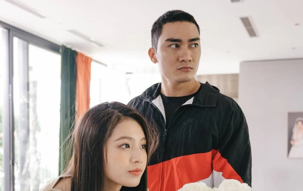 Lương Gia Huy: Mỹ nam gây sốc nhất Mưa Đỏ, ác toàn diện không ai ghét nổi - Hình 6