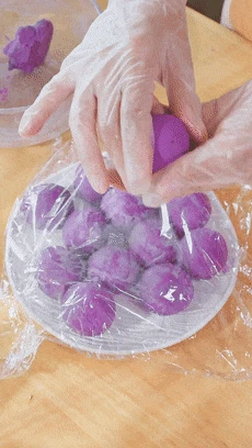 Món ăn vặt từ khoai lang tím đang gây sốt: Cách làm đơn giản, nguyên liệu rẻ bèo - Hình 11