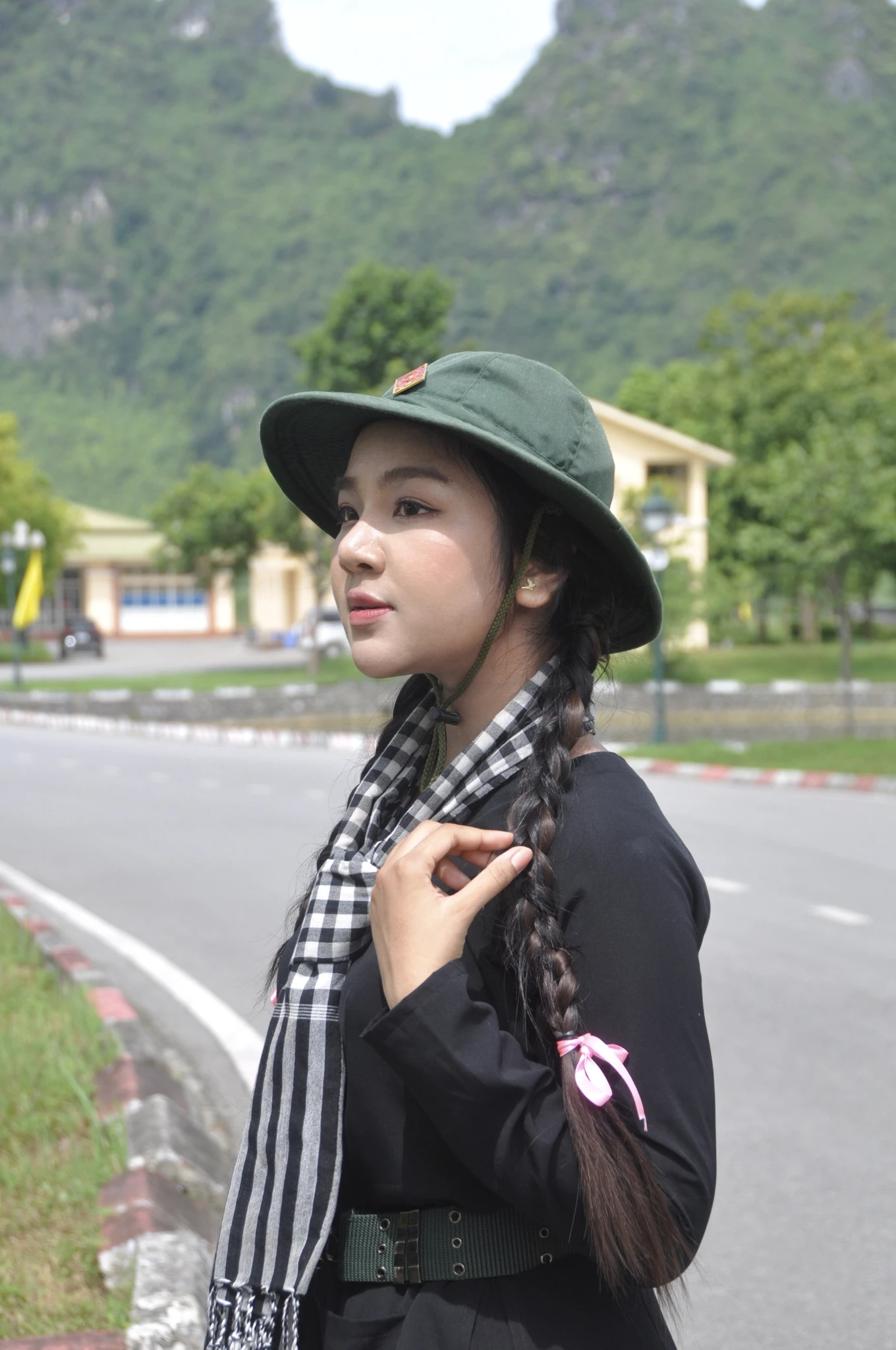 Nữ du kích miền Nam - An Thư tham gia A80 gây sốt với thành tích đỉnh chóp - Hình 2