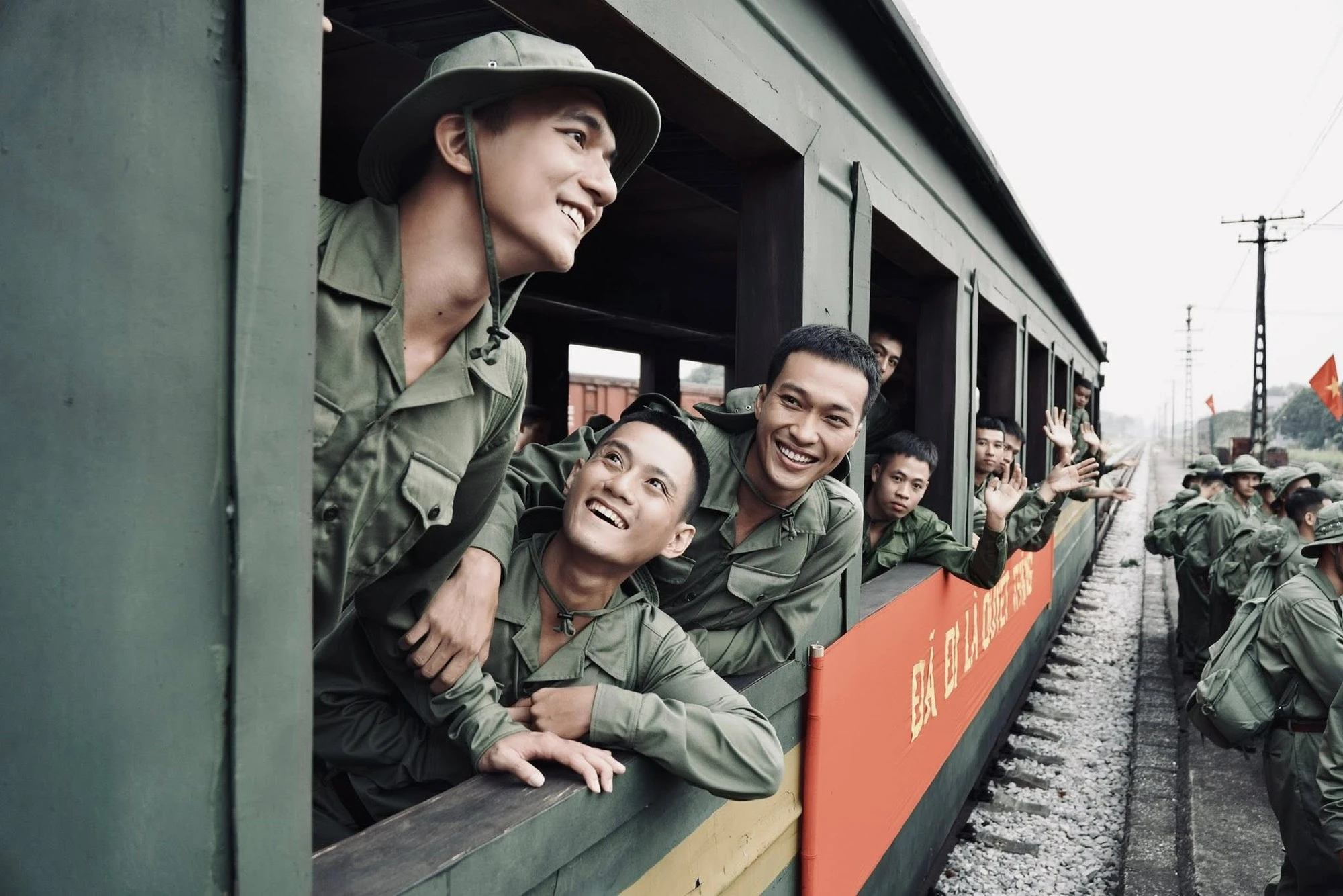 Trấn Thành ngả mũ trước Mưa Đỏ - Hình 1