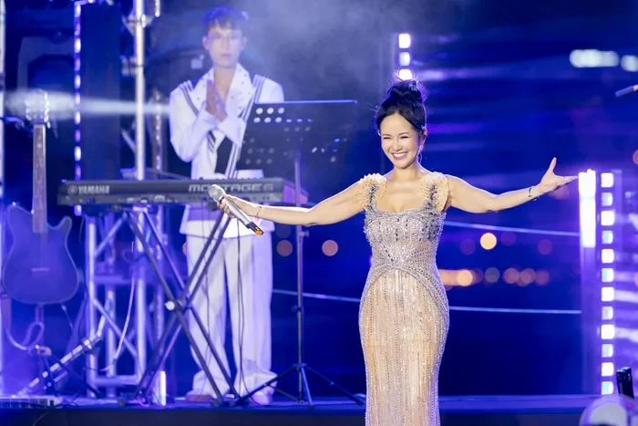 Diva Hồng Nhung quá flop, phải gọi tên Sơn Tùng MTP, netizen hết hồn vì? - Hình 3