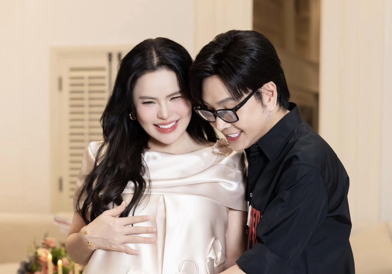 Phương Lê và chồng mặn nồng, lộ giới tính con sắp sinh, Vũ Luân nhắn 1 câu - Hình 3