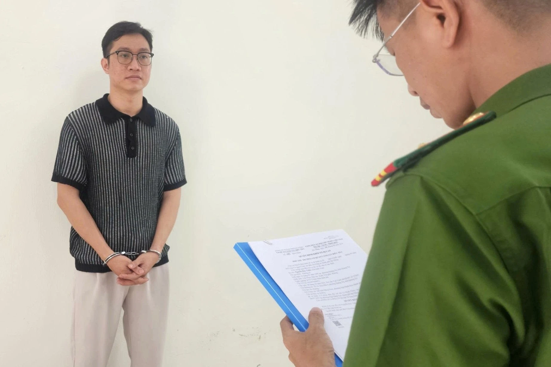 Nam thanh niên dùng hình ảnh nhạy cảm để cưỡng dâm tình cũ - Hình 1