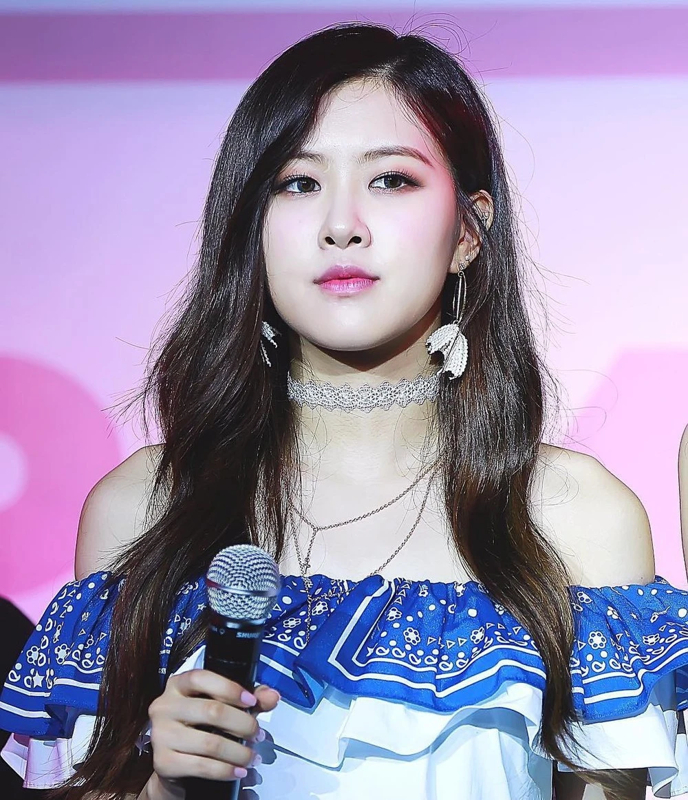 Rosé BlackPink thay đổi, không còn như xưa, lộ thái độ lạ, fan sốc nặng? - Hình 4