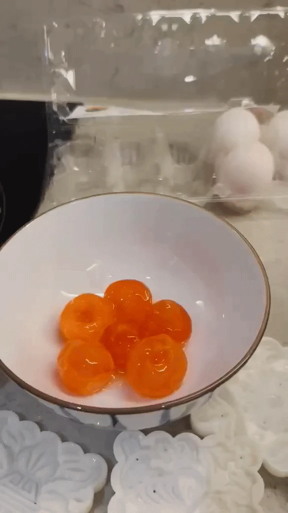 Giải mã bánh dẻo thị phi đang gây bão mạng: Cách làm và chi tiết đắt giá nào khiến hương vị được nhà nhà khen nức nở - Hình 11