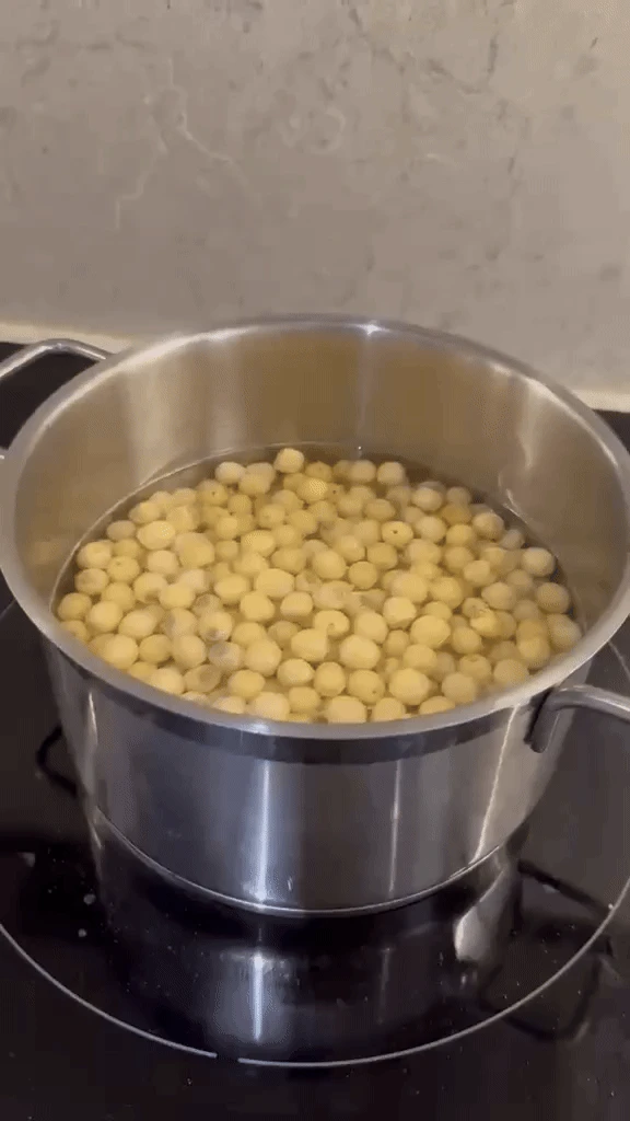 Giải mã bánh dẻo thị phi đang gây bão mạng: Cách làm và chi tiết đắt giá nào khiến hương vị được nhà nhà khen nức nở - Hình 7