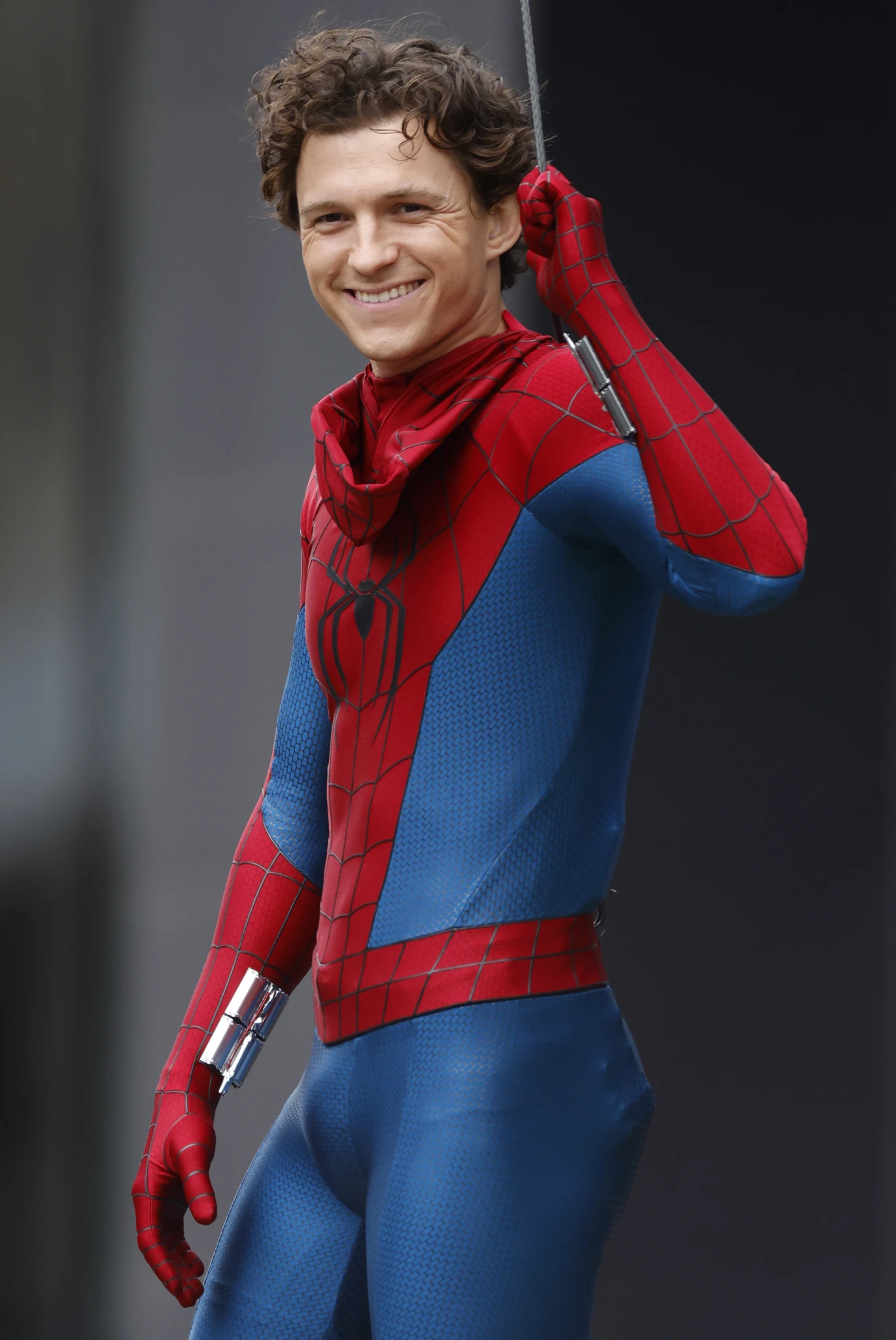 Tom Holland gặp sự cố nhập viện, Spider-Man dừng quay vô thời hạn - Hình 1