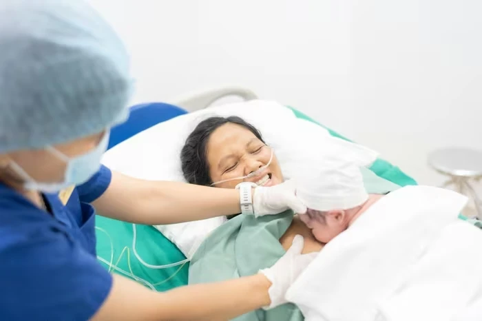 HHen Niê để con gái theo họ mẹ, hé lộ gia tài khủng thừa kế khi vừa lọt lòng - Hình 1