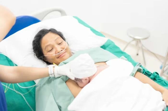 HHen Niê để con gái theo họ mẹ, hé lộ gia tài khủng thừa kế khi vừa lọt lòng - Hình 2