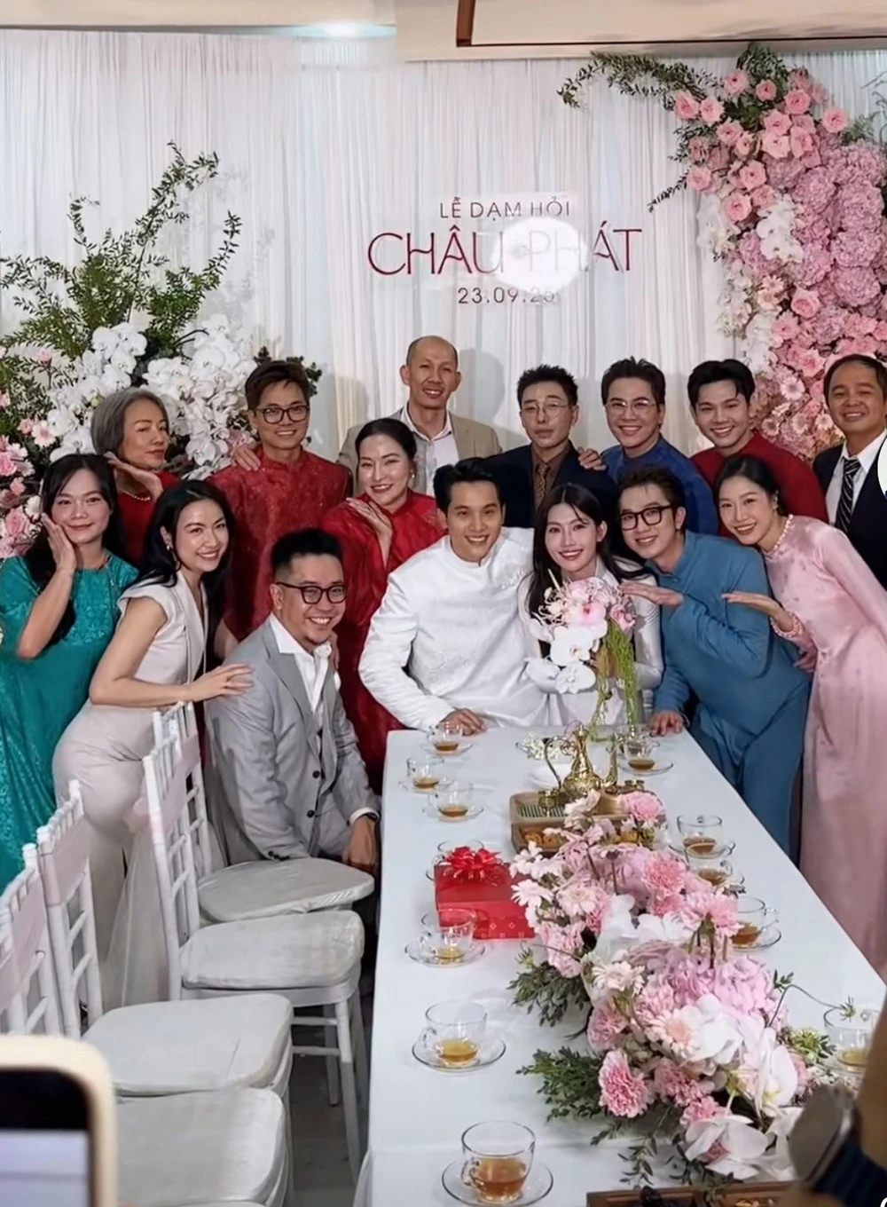 Á hậu Quỳnh Châu bí mật cùng chồng đại gia làm lễ dạm ngõ, bật mí điều sốc! - Hình 3