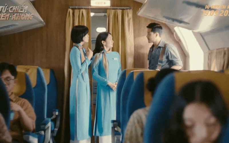 Chỉ cao 1m55, Kaity Nguyễn tưởng không hợp vai tiếp viên hàng không, nhưng hóa ra lại vừa vặn đúng với nguyên mẫu? - Hình 1
