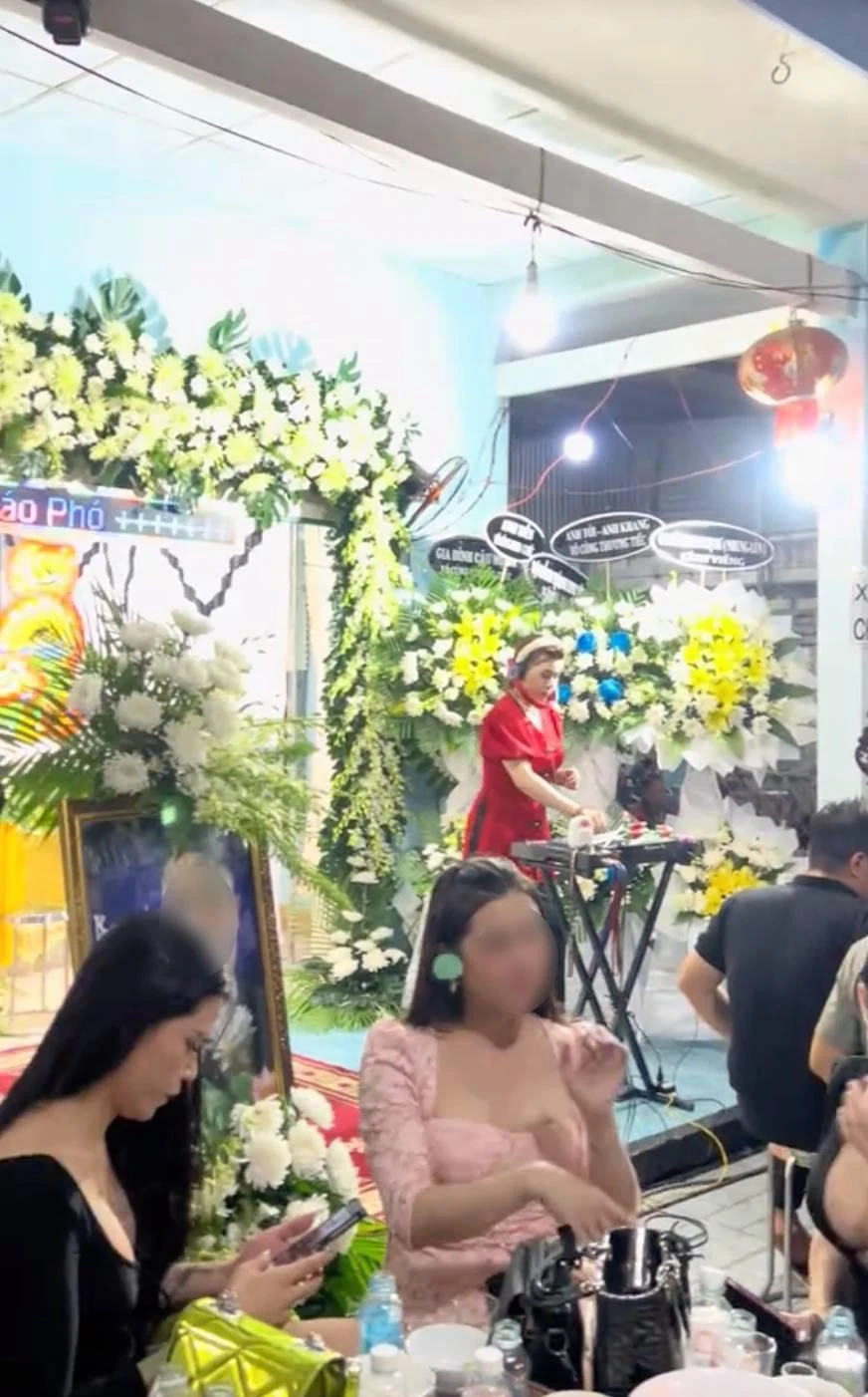Đám tang gia đình mời DJ đến đánh nhạc, tranh cãi có nên hay không? - Hình 2