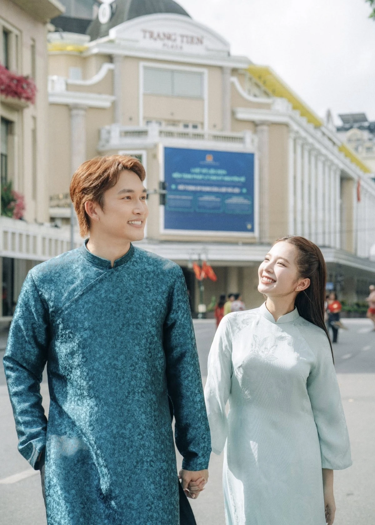 Đình Tú Ngọc Huyền khoe ảnh cưới lãng mạn giữa lòng Hà Nội - Hình 4