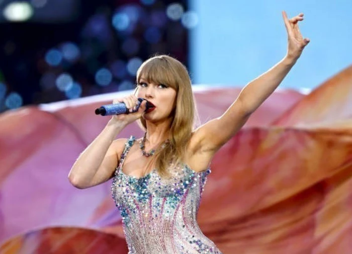 Taylor Swift bất ngờ tuyên bố bỏ hát, tập trung chăm chồng con, fan bức xúc? - Hình 1