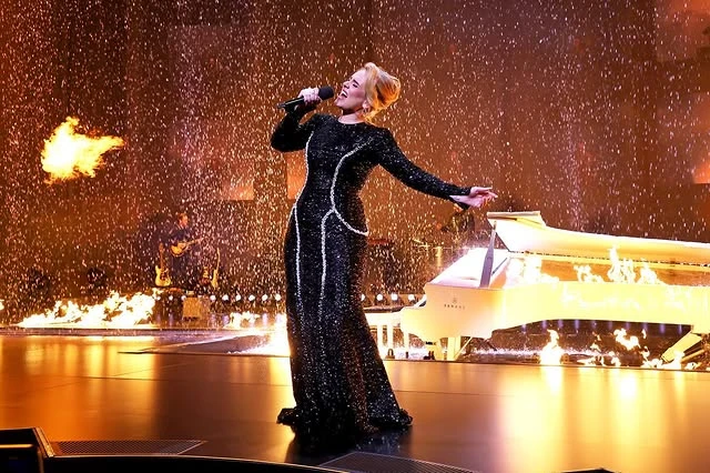 Adele: Nữ hoàng ballad suýt mất giọng vĩnh viễn, ghét chính bản hit của mình? - Hình 7