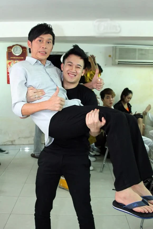 Hoài Linh bị em trai tố, Dương Triệu Vũ tiết lộ sự thật về 100 tỷ, CĐM sốc? - Hình 4