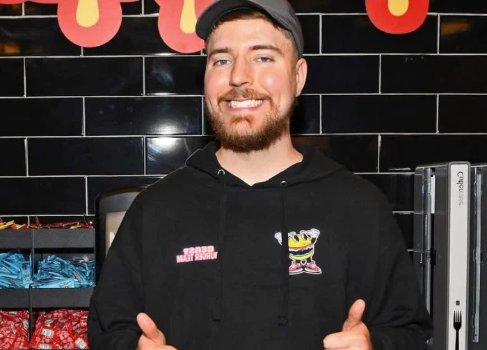 MrBeast: Từ thử thách có 102 YouTube, đến đế chế tỷ đô, tài sản khủng cỡ nào? - Hình 1