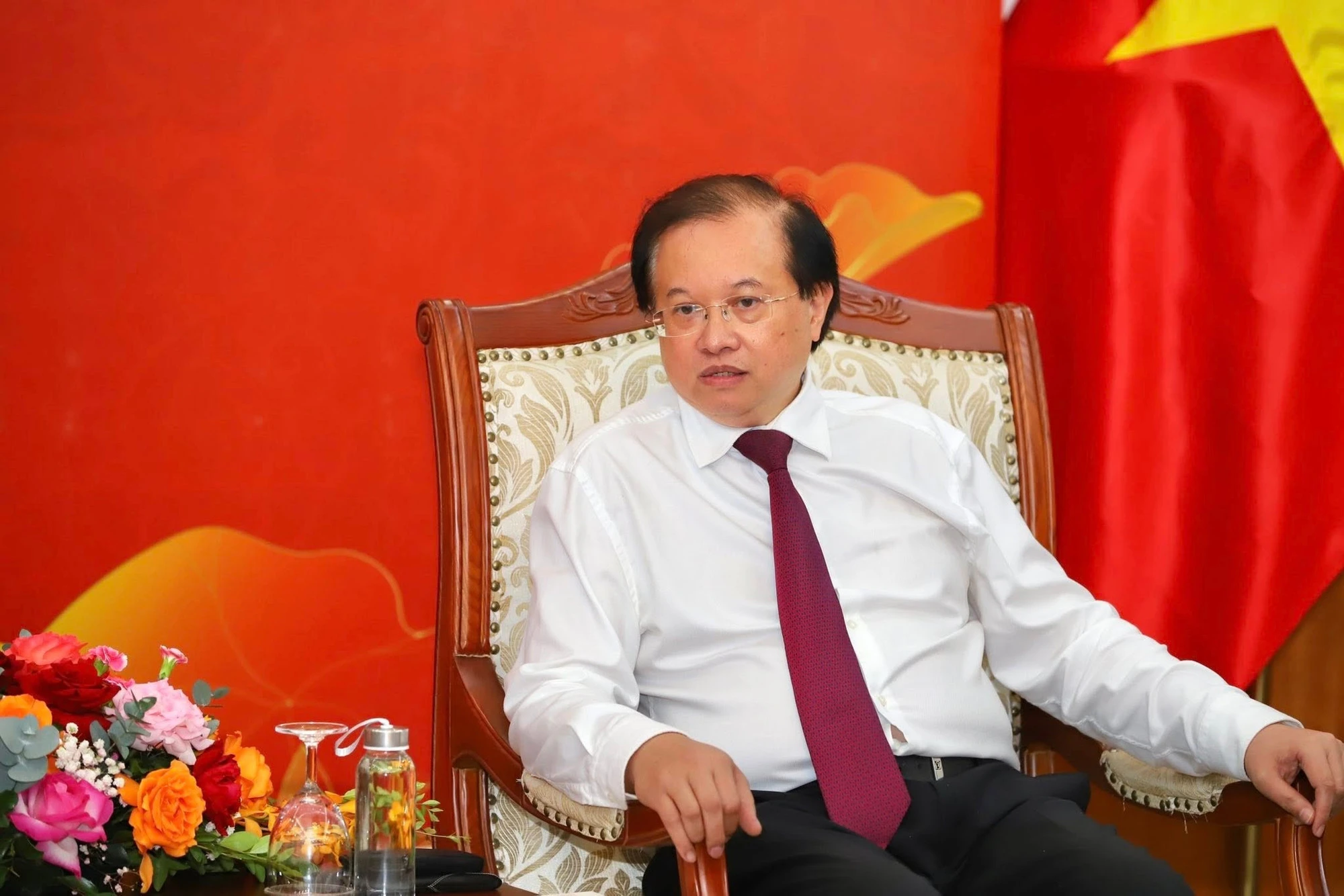 Đức Phúc nhận bằng khen của Thủ tướng, hé lộ hậu trường thi quốc tế - Hình 3