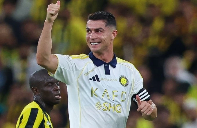 Ronaldo tỏa sáng, Al Nassr độc chiếm ngôi đầu SPL - Hình 1