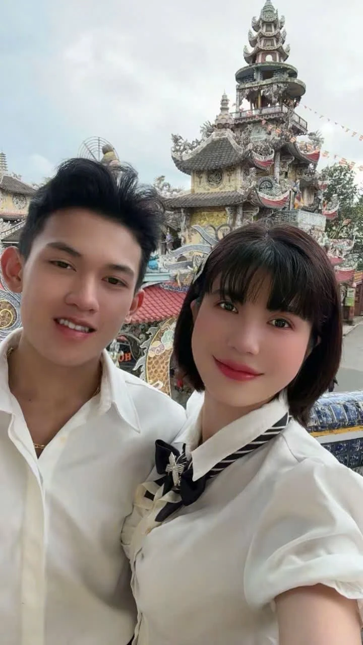 Tổng tài bán phô mai nướng ở chợ Đà Lạt gây sốc, thân thế đặc biệt ngỡ ngàng - Hình 6