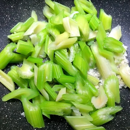 3 loại thực phẩm này rất bổ phổi: Luân phiên nấu 3 món ăn để dưỡng phổi, làm dịu cổ họng, tránh ho mùa thu - Hình 11