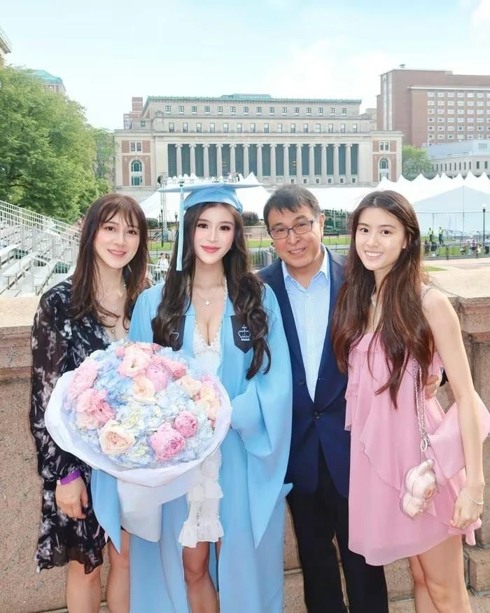 Hoa hậu Hong Kong chỉ cao 1m6 nhưng sở hữu vóc dáng quyến rũ, profile cực khủng! - Hình 4